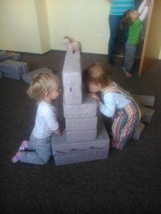 stavení hradu 1